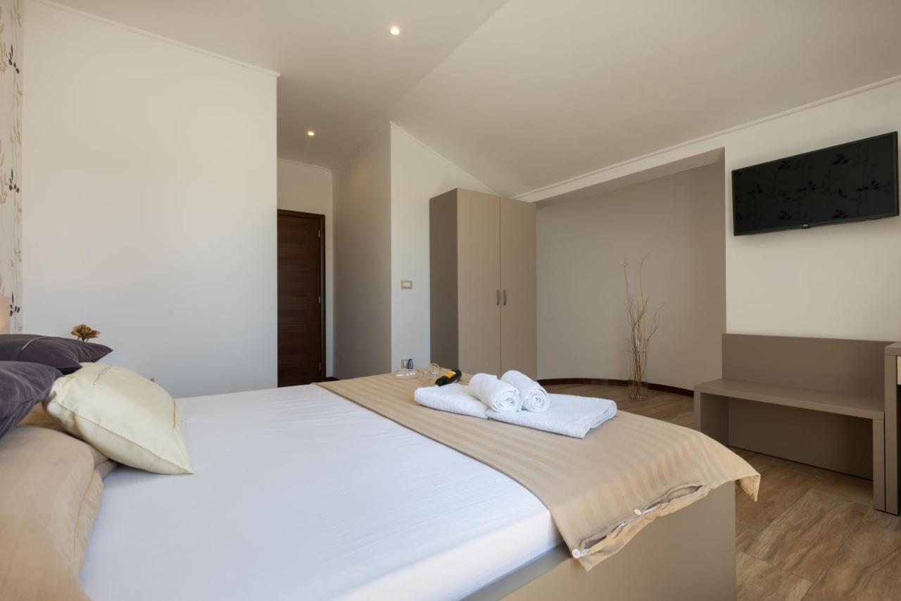 רוביני B&B Villa Oasa 1 מראה חיצוני תמונה